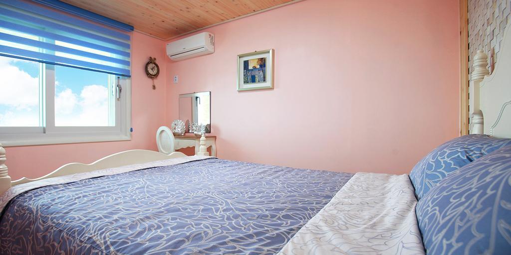 Montmartre Villa Namhae Eksteriør bilde