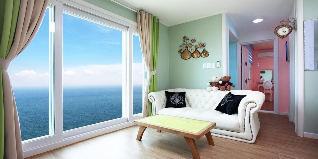 Montmartre Villa Namhae Eksteriør bilde